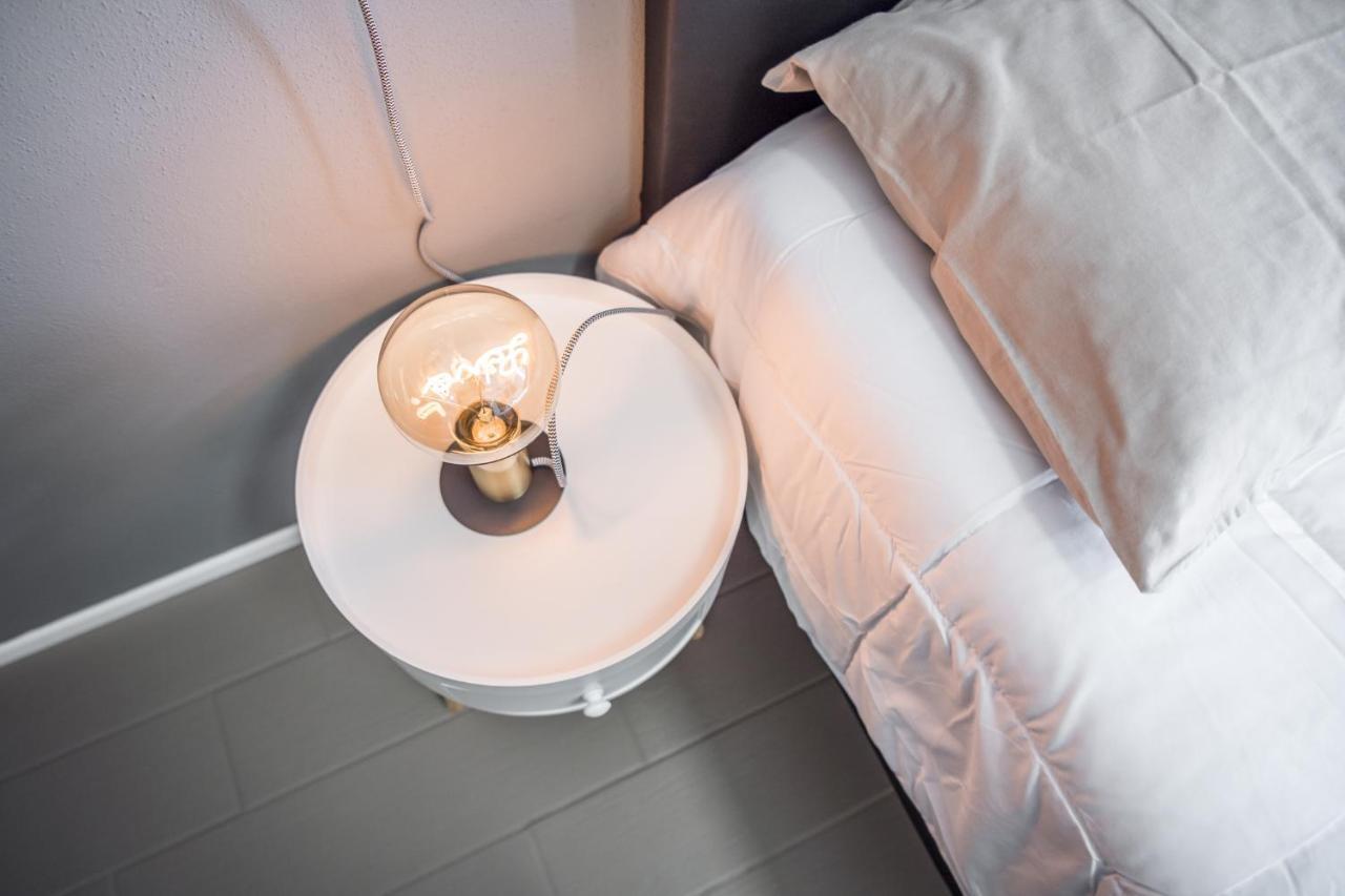 Suite 649 Mono Con Terrazzo โมดินา ภายนอก รูปภาพ